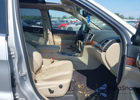 2011 Jeep Grand Cherokee Limited из США, поврежденный, VIN 1J4RR5GG2BC528485